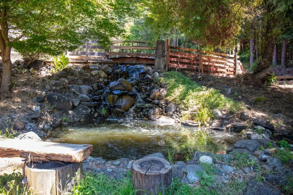 1003 Laurel Glen Soquel, CA 95073