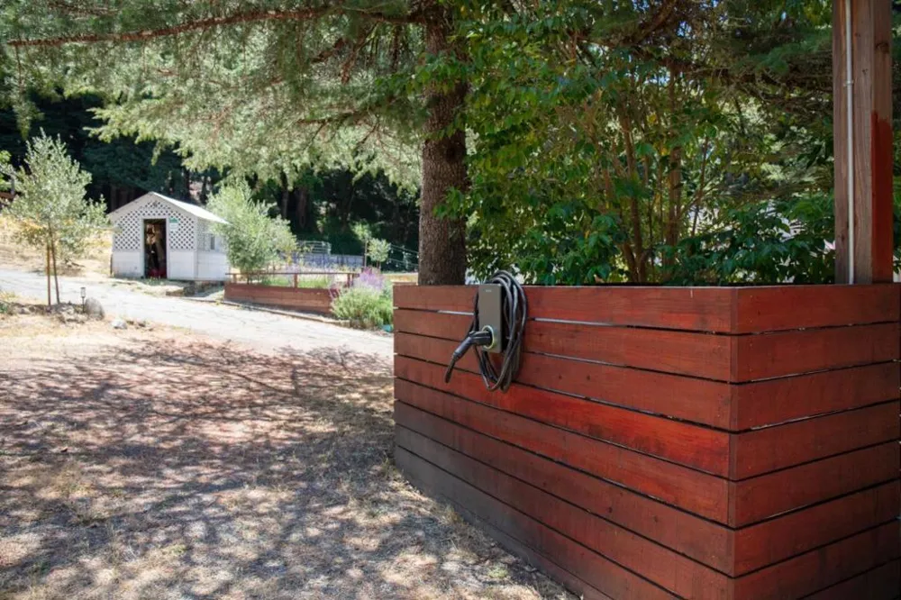 1003 Laurel Glen Soquel, CA 95073