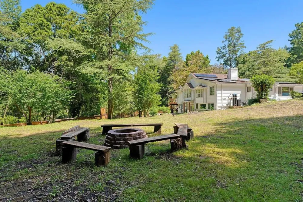 1003 Laurel Glen Soquel, CA 95073
