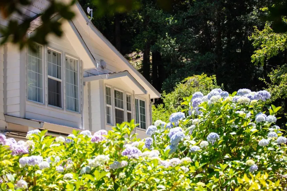 1003 Laurel Glen Soquel, CA 95073