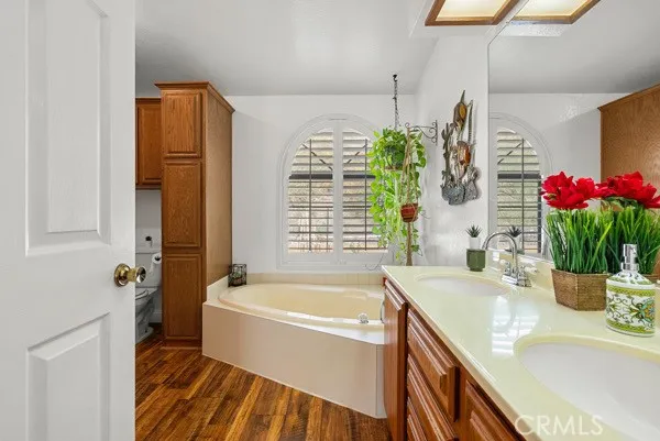13691 Gavina Avenue #566 Sylmar, CA 91342