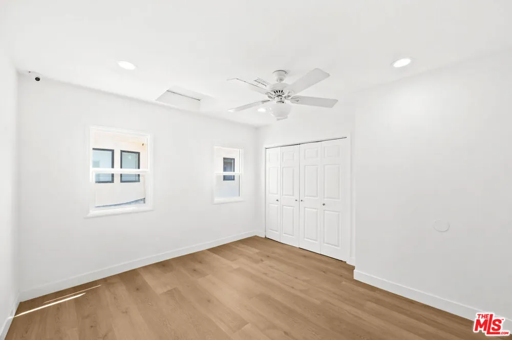 244 S Almont Drive Beverly Hills, CA 90211