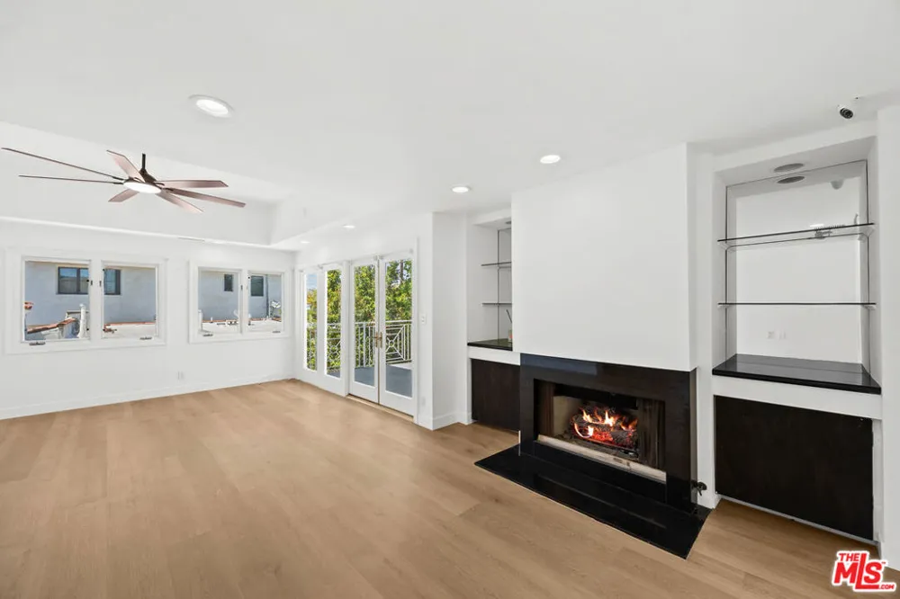 244 S Almont Drive Beverly Hills, CA 90211