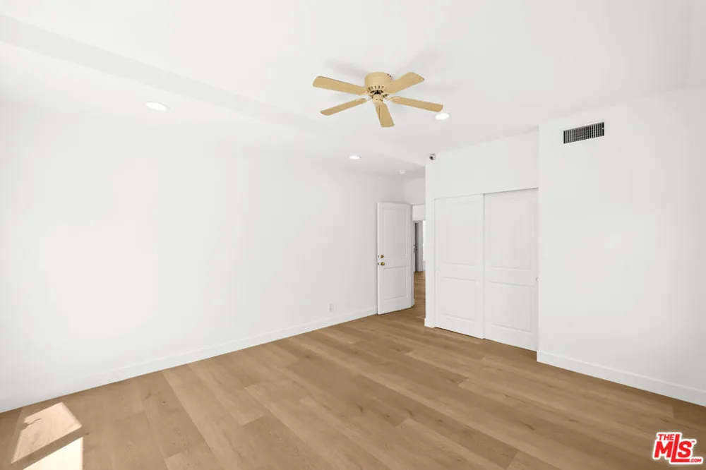 244 S Almont Drive Beverly Hills, CA 90211