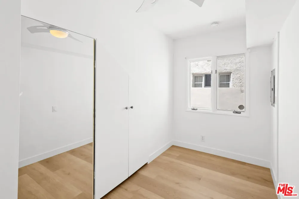 244 S Almont Drive Beverly Hills, CA 90211