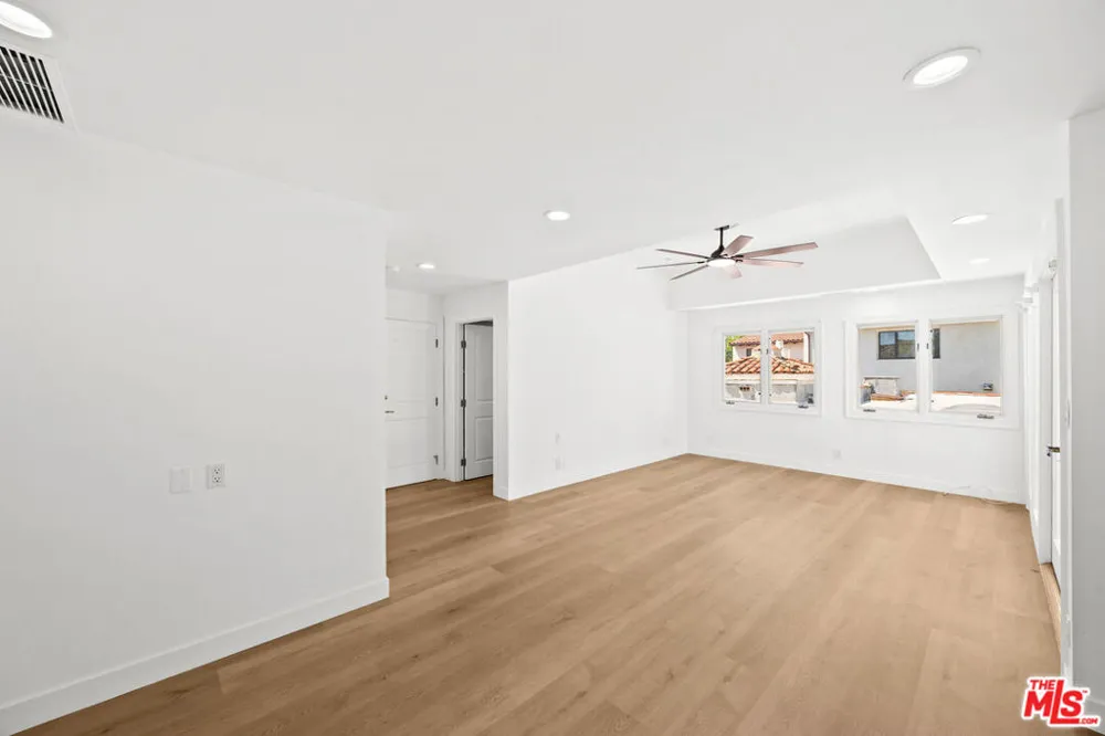244 S Almont Drive Beverly Hills, CA 90211