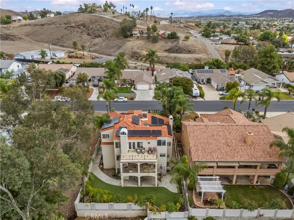 23160 Compass Drive Canyon Lake, CA 92587