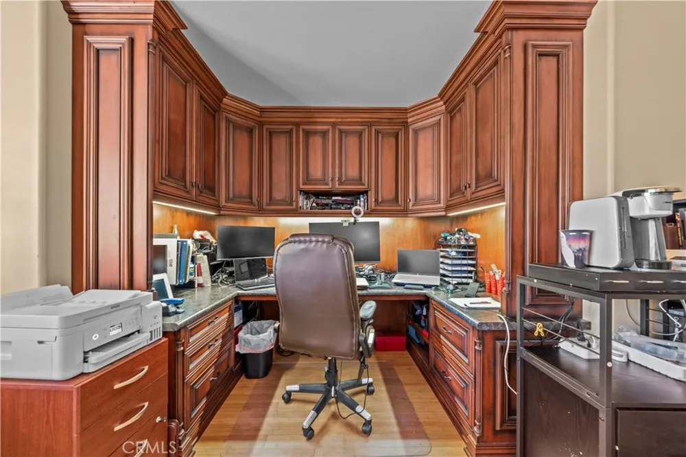 23160 Compass Drive Canyon Lake, CA 92587