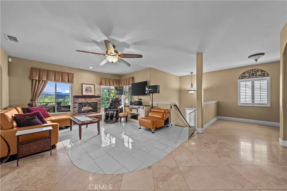 23160 Compass Drive Canyon Lake, CA 92587