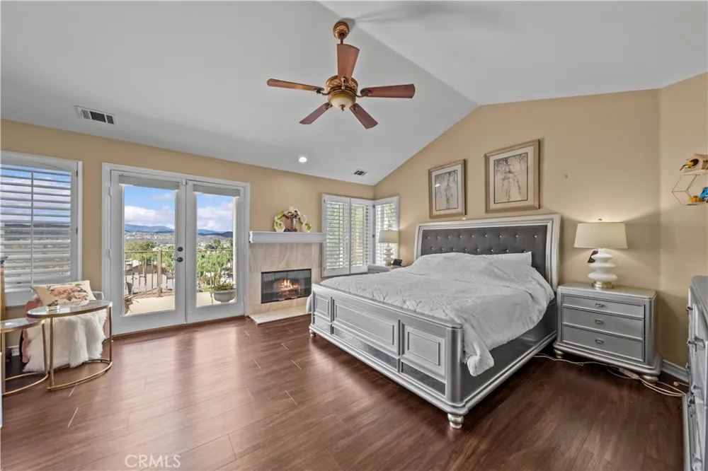 23160 Compass Drive Canyon Lake, CA 92587