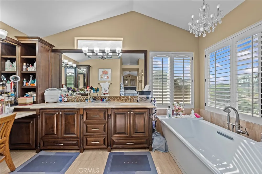 23160 Compass Drive Canyon Lake, CA 92587