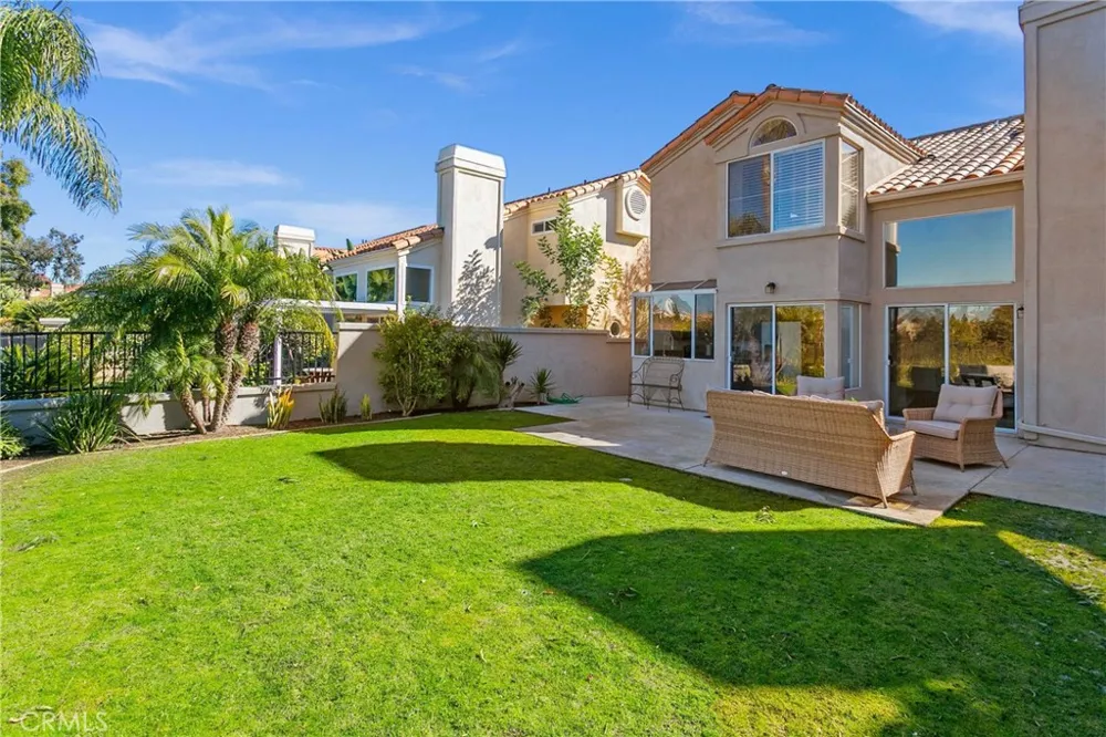 7 Genoa Laguna Niguel, CA 92677