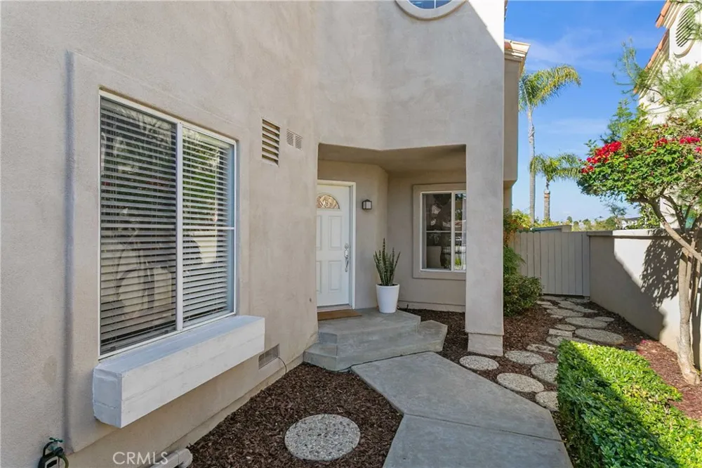 7 Genoa Laguna Niguel, CA 92677