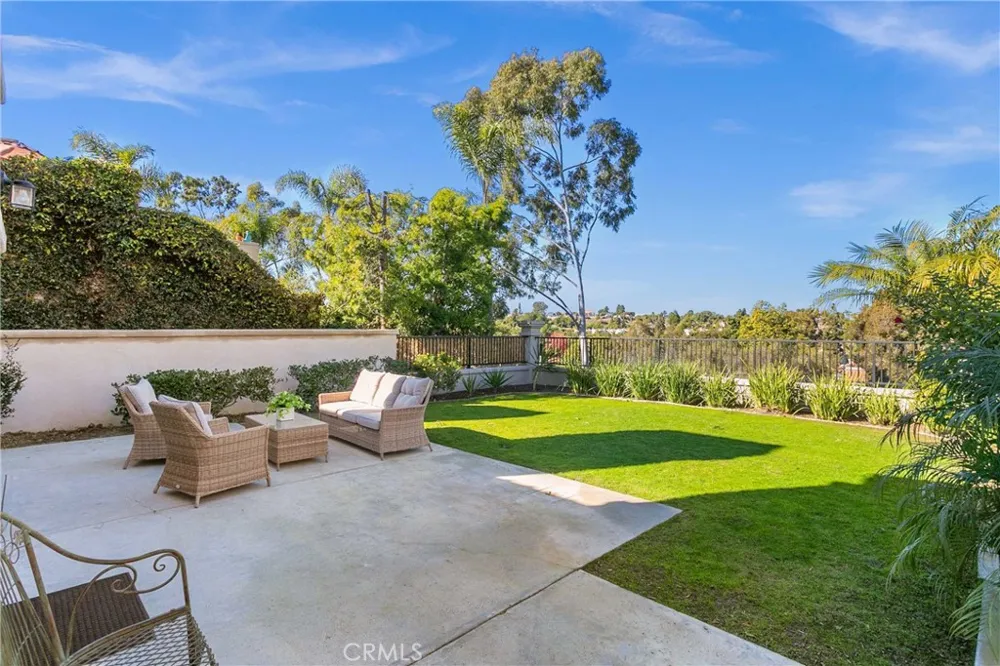 7 Genoa Laguna Niguel, CA 92677