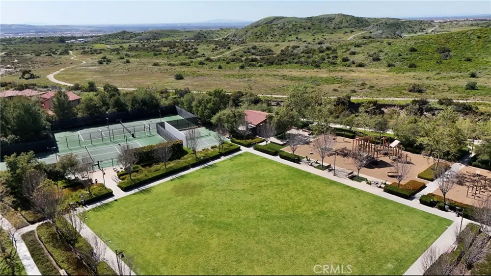 129 Lavender Lake Forest, CA 92630