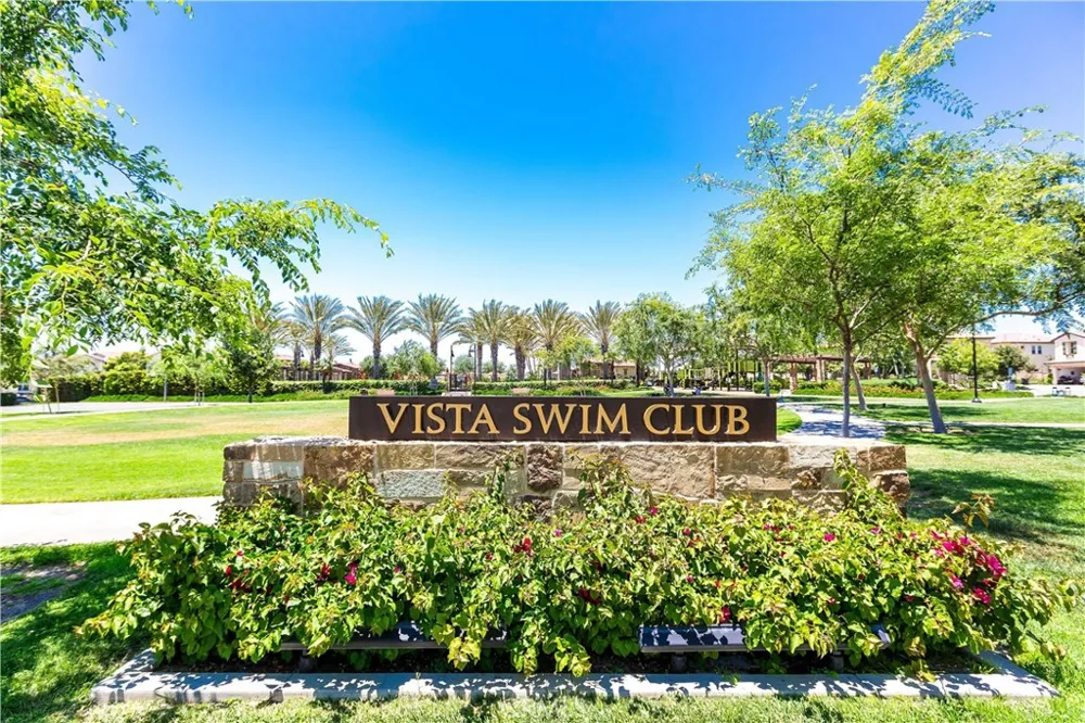 129 Lavender Lake Forest, CA 92630