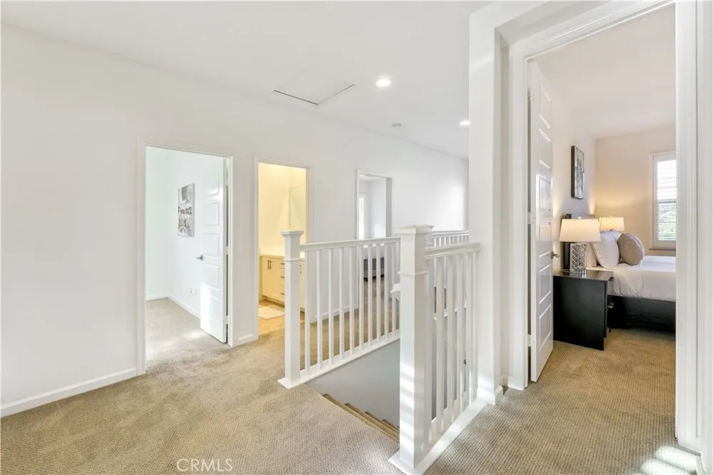 129 Lavender Lake Forest, CA 92630