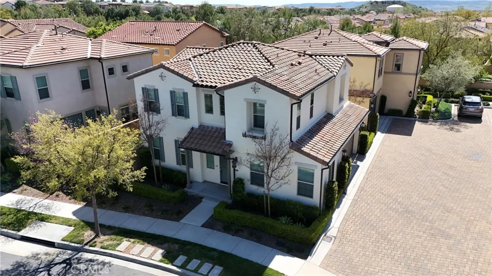 129 Lavender Lake Forest, CA 92630