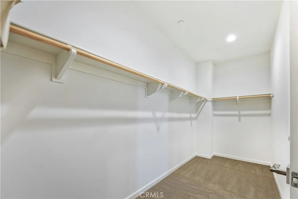 129 Lavender Lake Forest, CA 92630