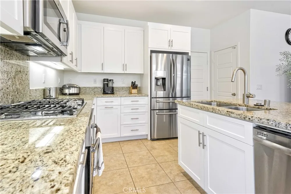 129 Lavender Lake Forest, CA 92630