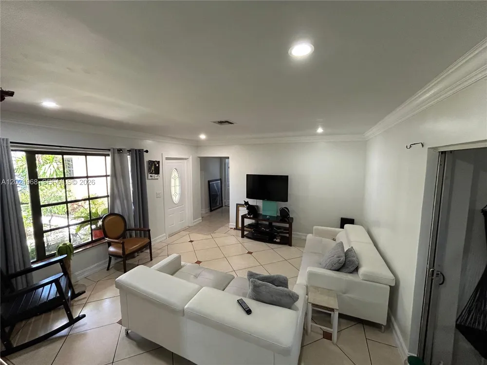 3650 SW 39th Ave West Park, FL 33023