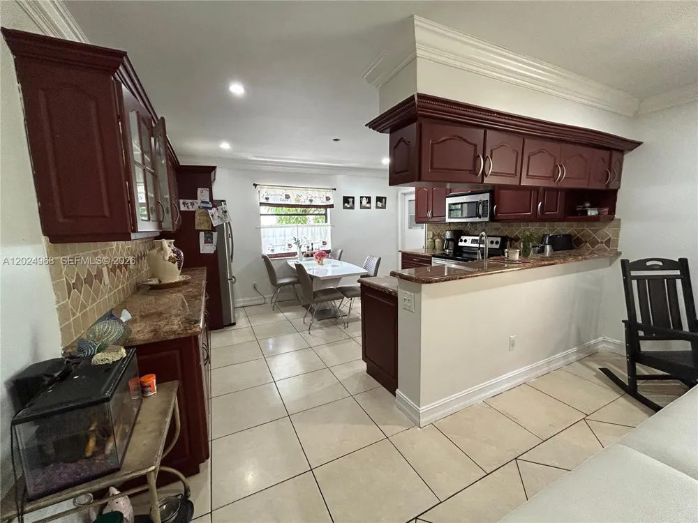 3650 SW 39th Ave West Park, FL 33023
