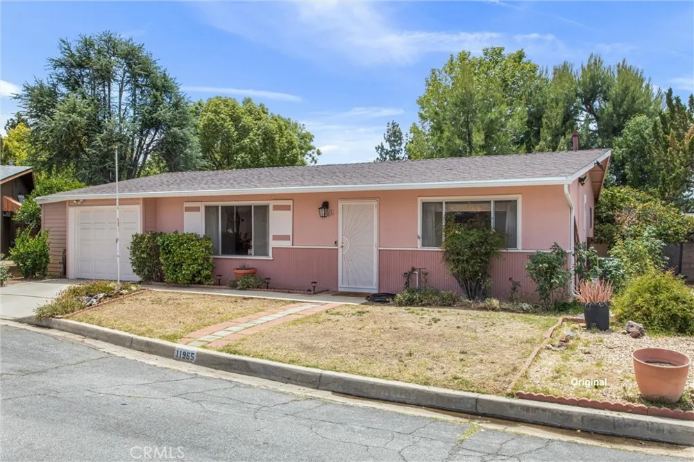 11965 Peach Tree Yucaipa, CA 92399