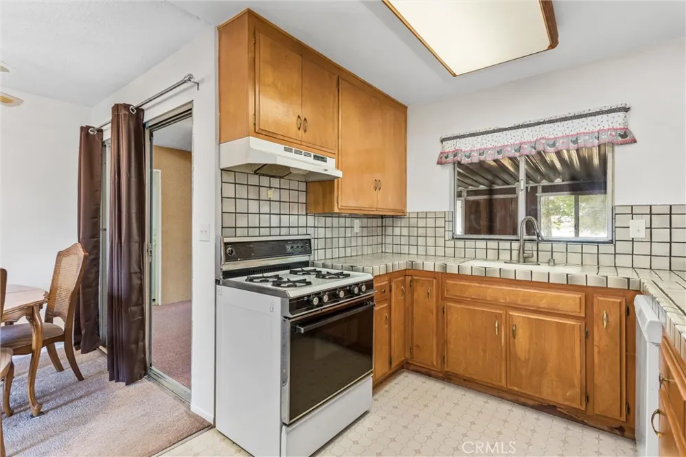 11965 Peach Tree Yucaipa, CA 92399