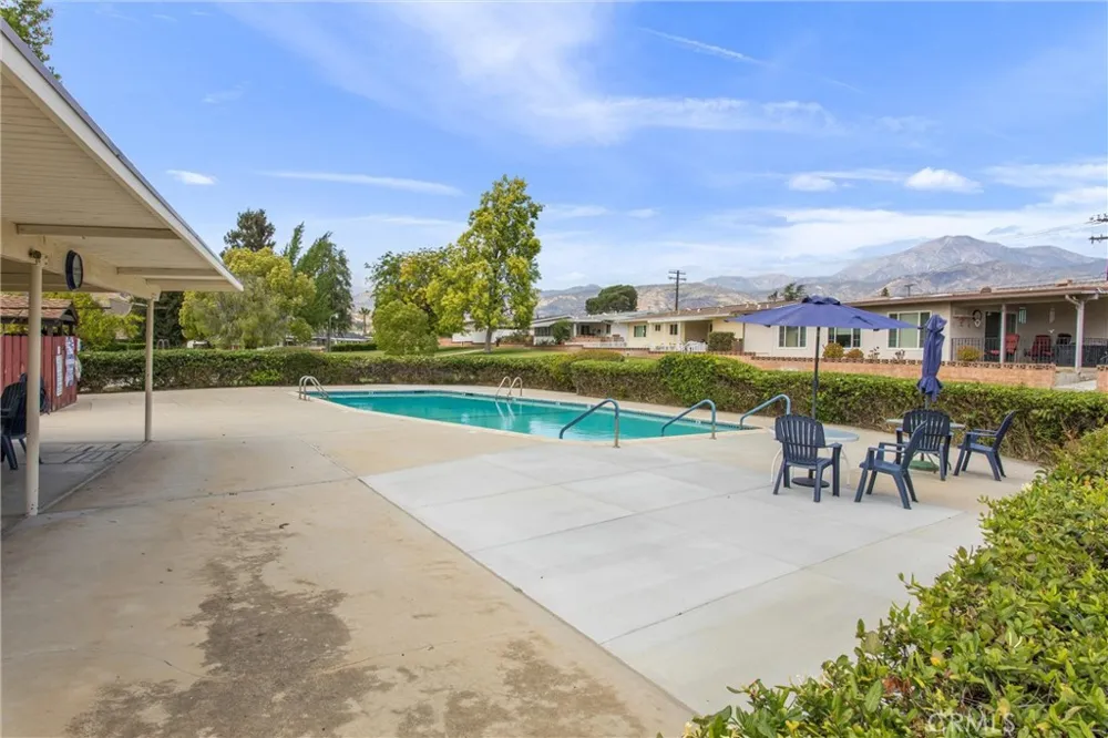11965 Peach Tree Yucaipa, CA 92399