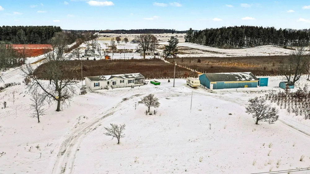 68854 34th Avenue Bangor Township, MI 49043