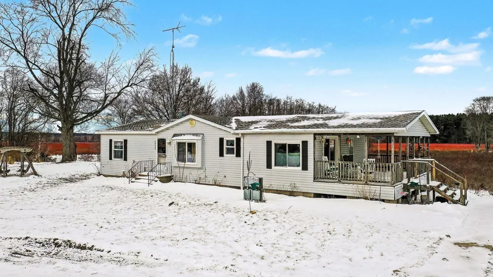68854 34th Avenue Bangor Township, MI 49043