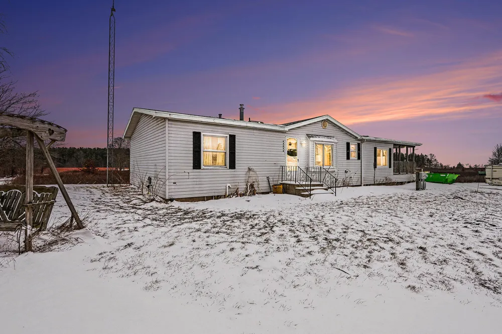 68854 34th Avenue Bangor Township, MI 49043