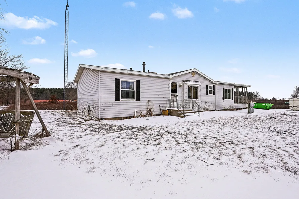 68854 34th Avenue Bangor Township, MI 49043