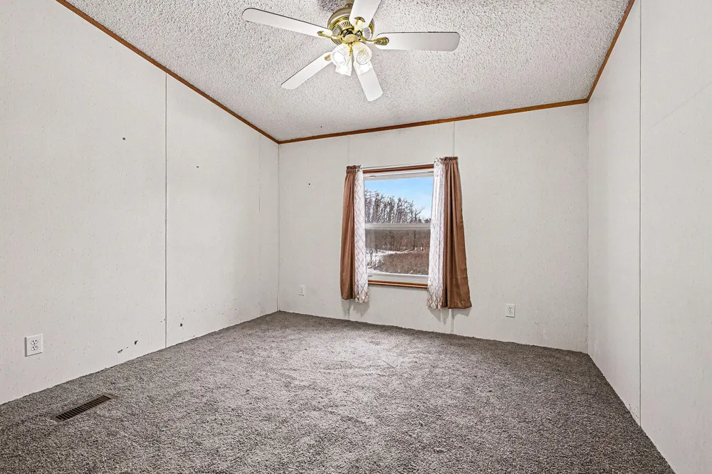 68854 34th Avenue Bangor Township, MI 49043