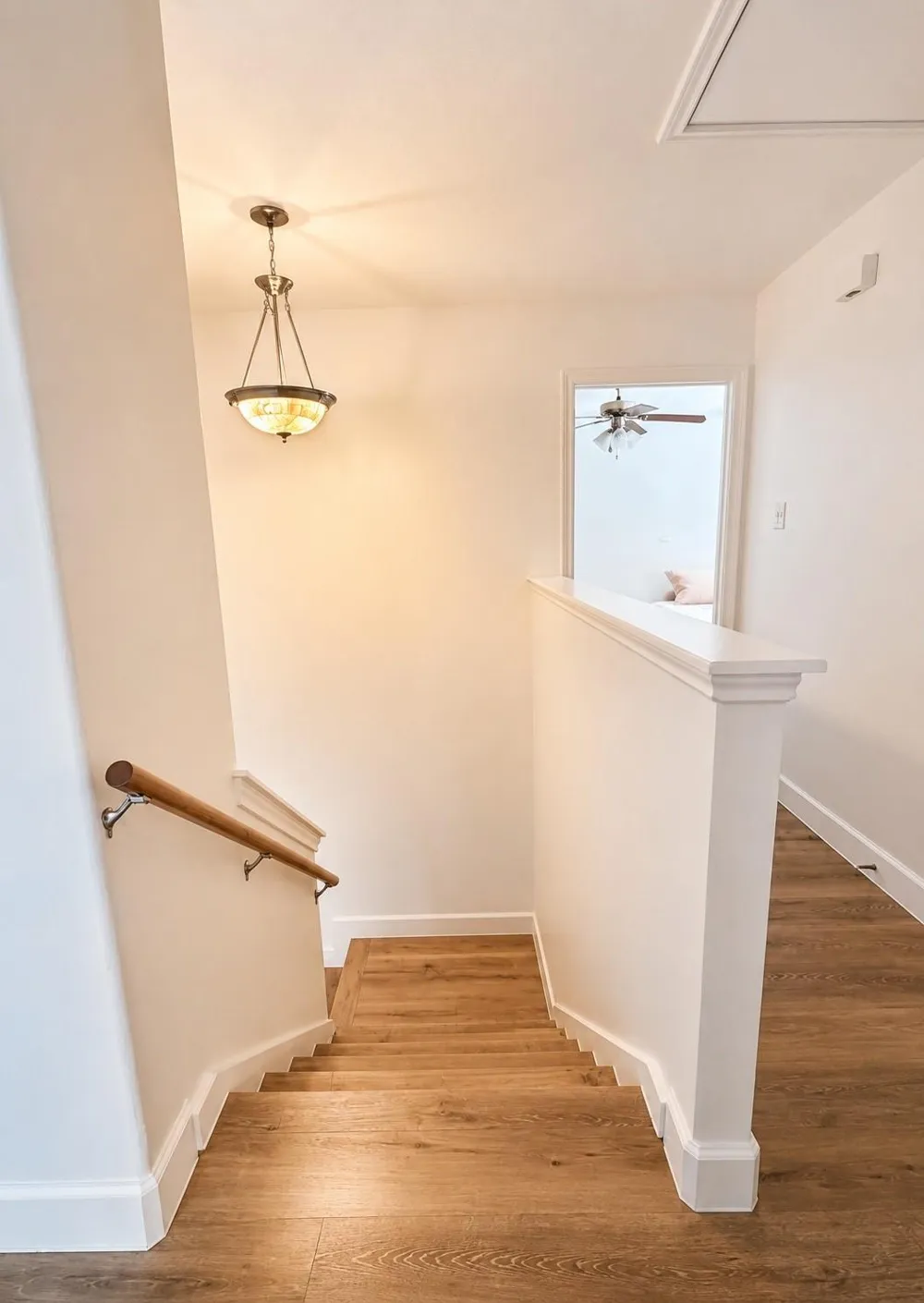 1216 Cliffview Drive Spicewood, TX 78669