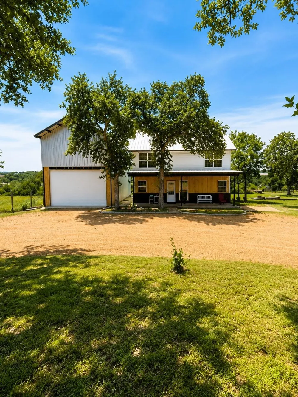 1216 Cliffview Drive Spicewood, TX 78669