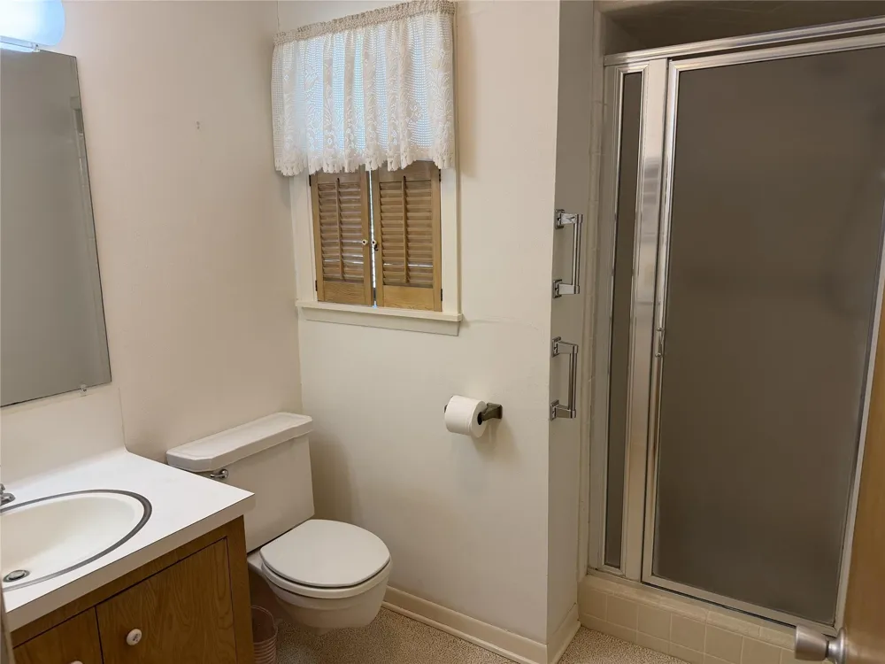 701 Herder Avenue Schulenburg, TX 78956