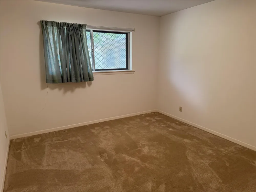 701 Herder Avenue Schulenburg, TX 78956