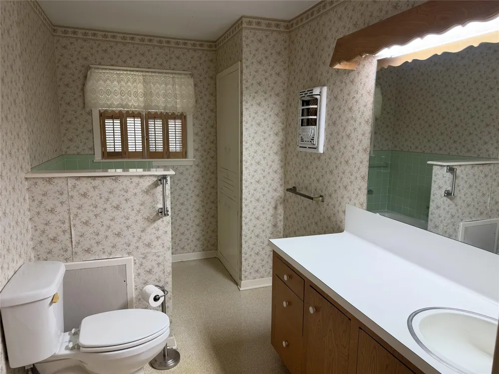 701 Herder Avenue Schulenburg, TX 78956