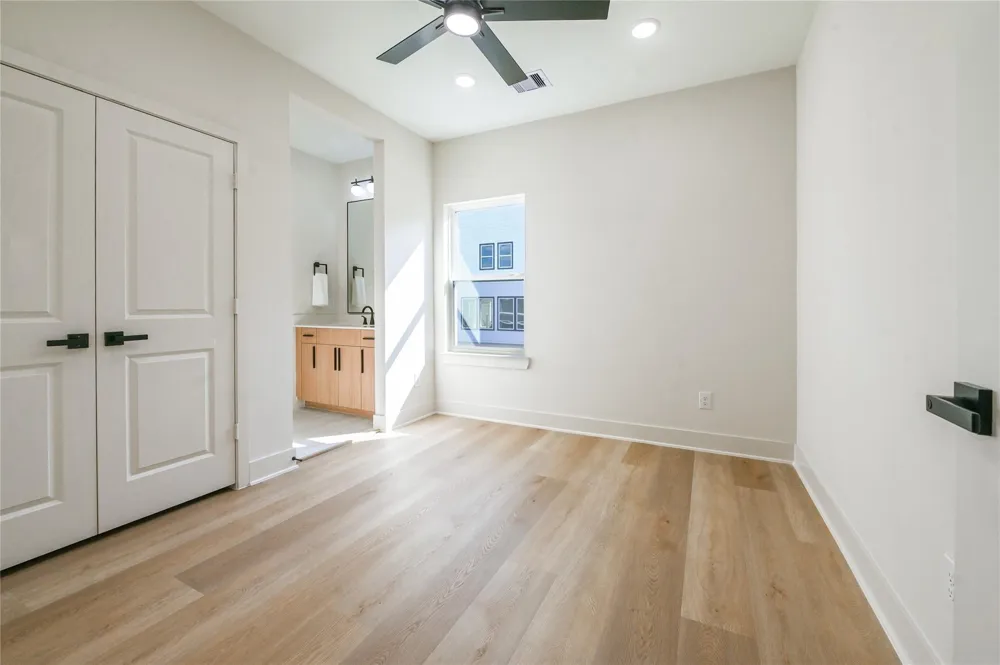 14107 Bridgeport Houston, TX 77047