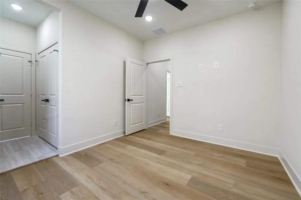 14107 Bridgeport Houston, TX 77047