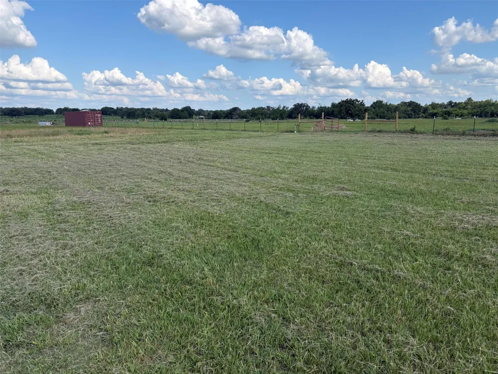 2884 Brooks Drive Bedias, TX 77831