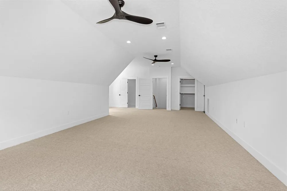 9384 Cedar Bend Plantersville, TX 77363