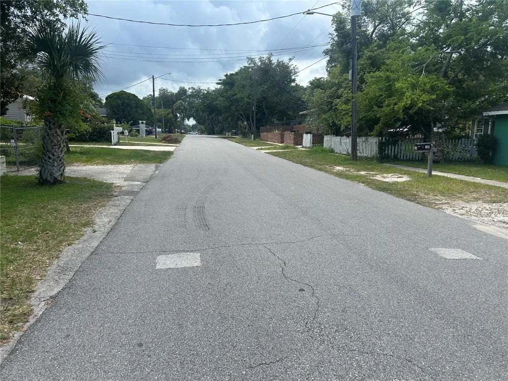 147 KINGSTON AVENUE Daytona Beach, FL 32114