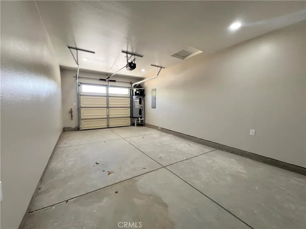 9506 East Avenue T-14 Littlerock, CA 93543