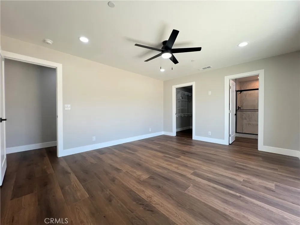 9506 East Avenue T-14 Littlerock, CA 93543