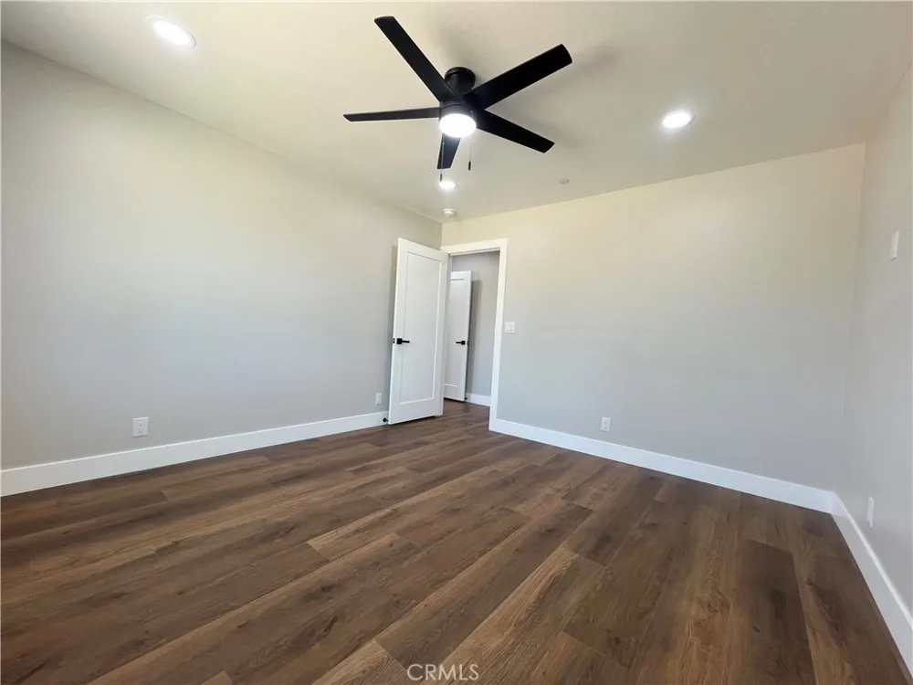 9506 East Avenue T-14 Littlerock, CA 93543