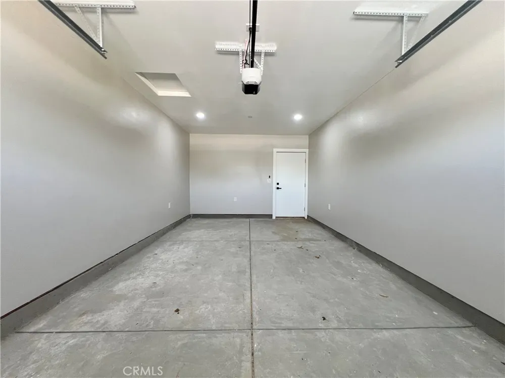 9506 East Avenue T-14 Littlerock, CA 93543