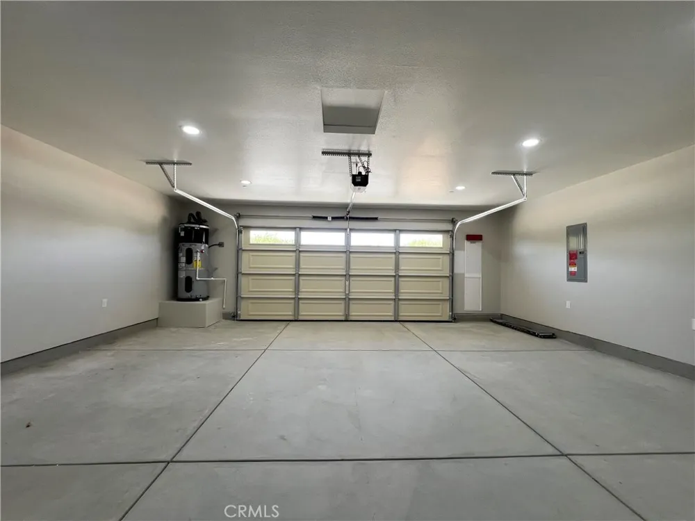 9506 East Avenue T-14 Littlerock, CA 93543