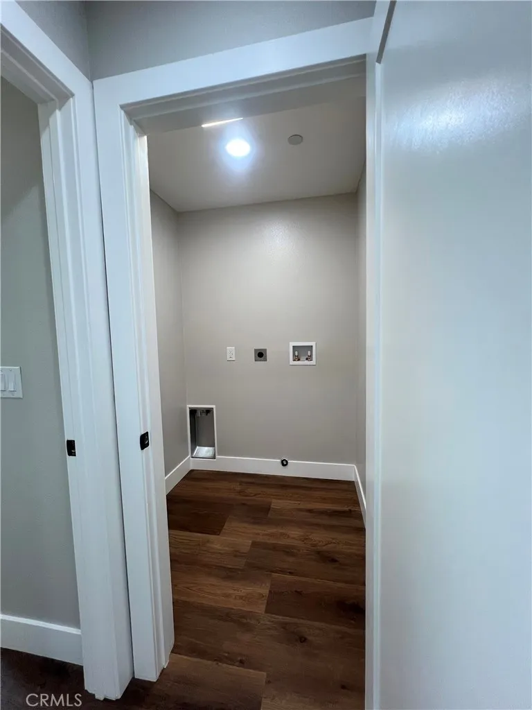 9506 East Avenue T-14 Littlerock, CA 93543